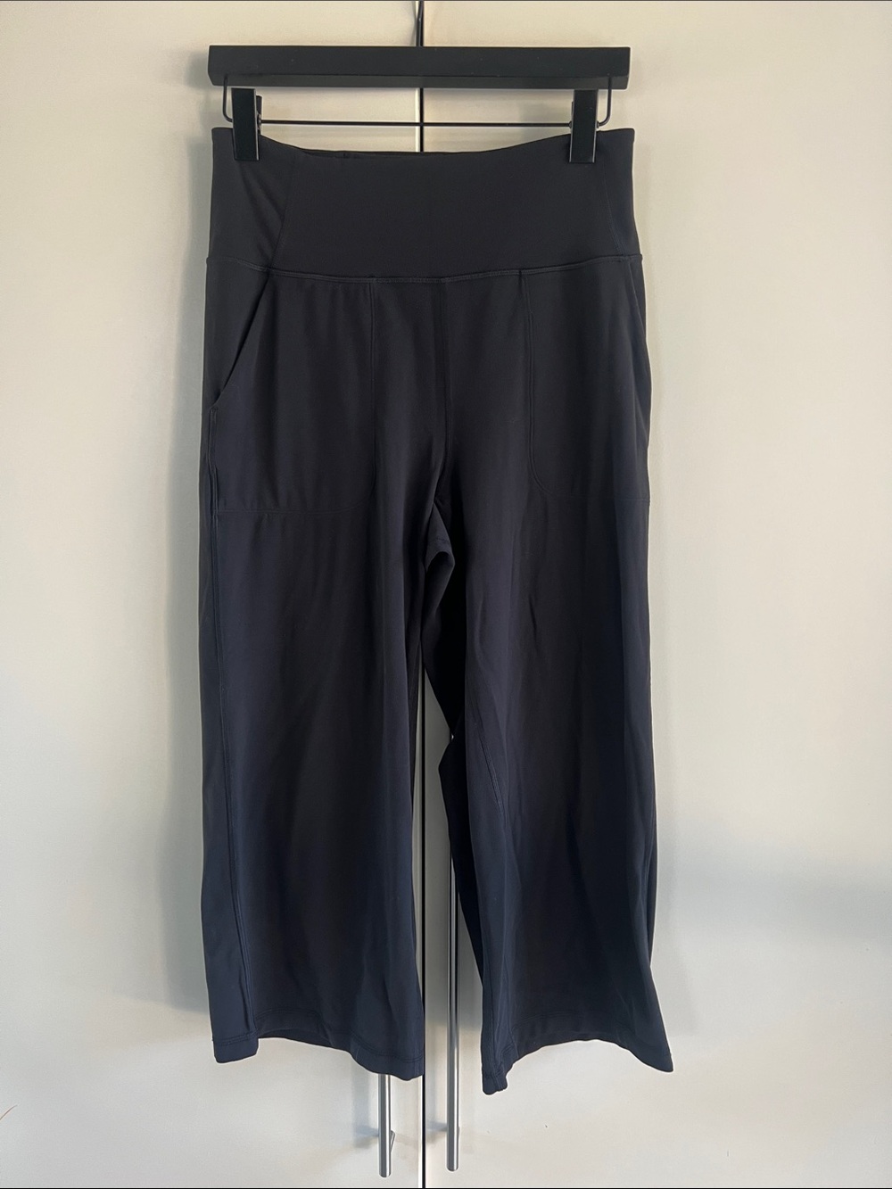 Lululemon Align Super-High-Rise Wide-Leg Crop 23"